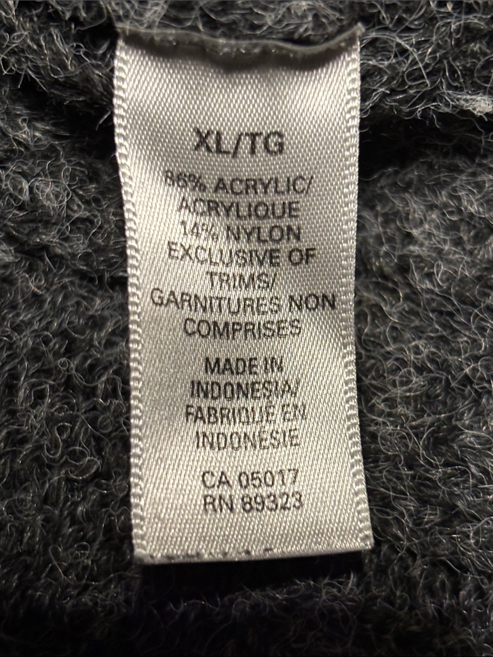 Roots 73 Athletics Men’s XL Charcoal Grey Knit Button Mock Neck Sweater - Picture 3 of 6
